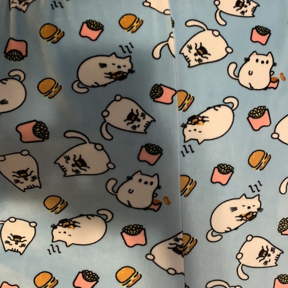 Cat onsie - Picture 2 of 3